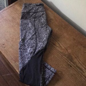 Lululemon 3/4 running tights